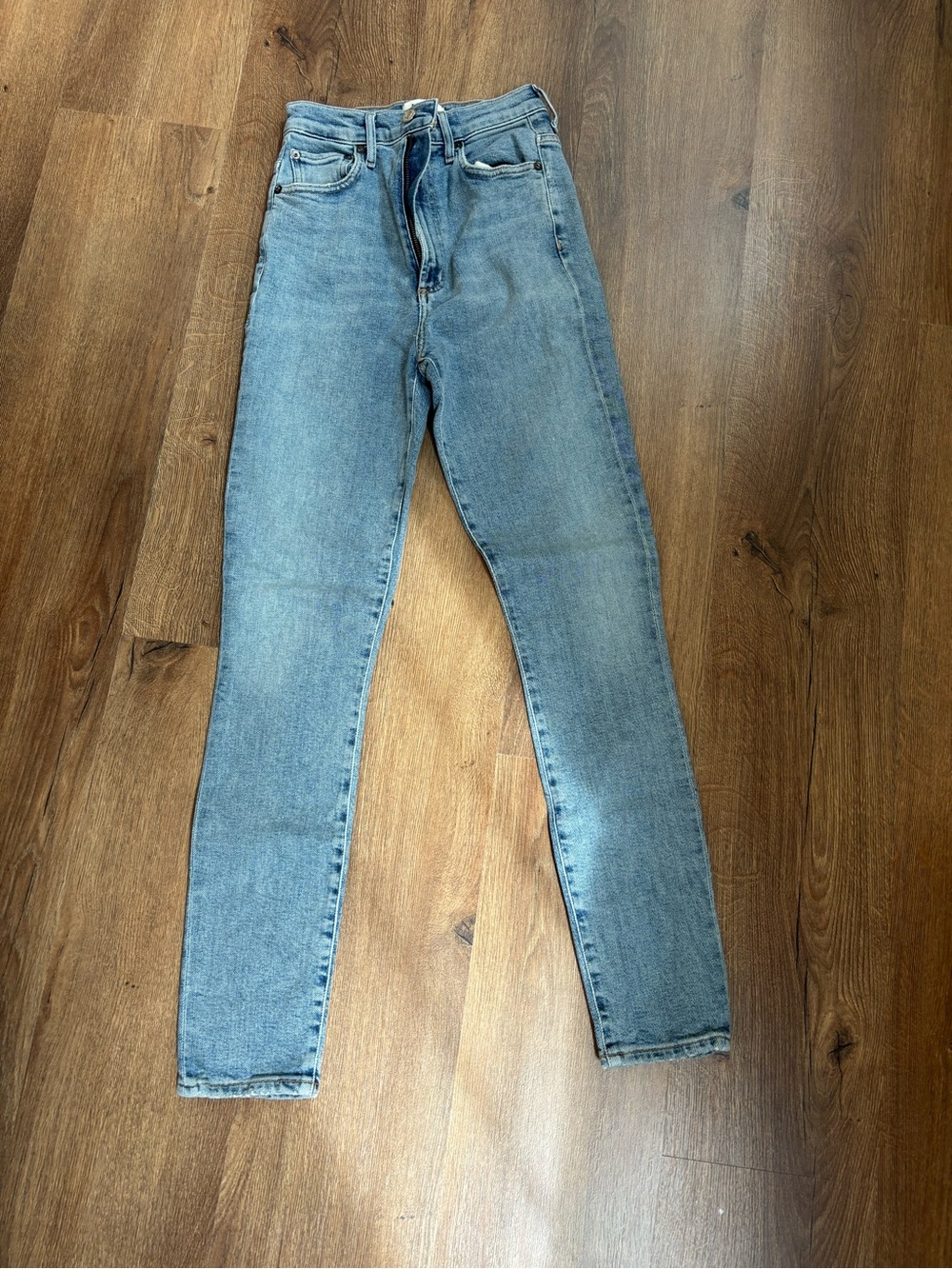 Agolde High-Rise Skinny Jeans in Light Blue Wash